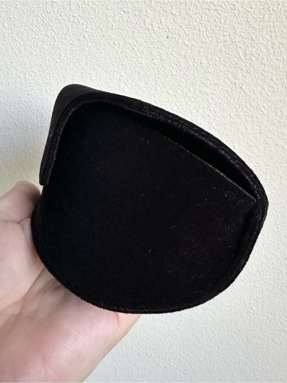 Tom Ford sunglass case - Picture 2 of 4